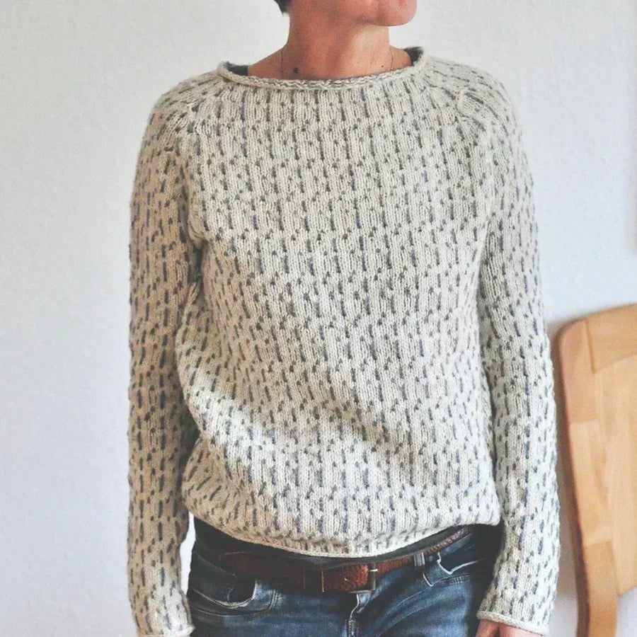 Amber | Relaxed Textured Long Sleeve Crew Neck Knit Sweater