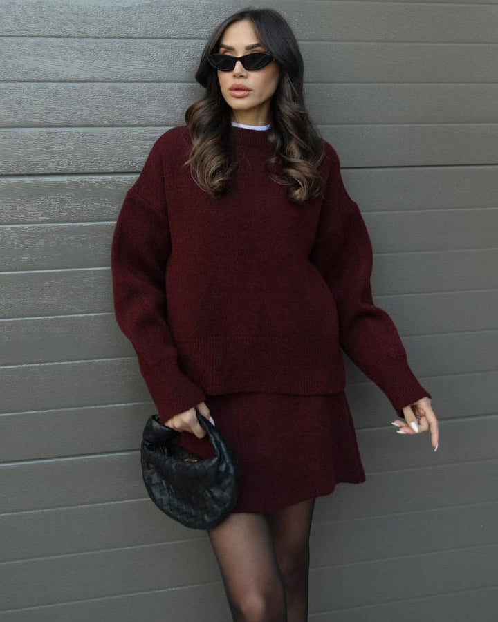 Anna | Graceful Oversized Knit Sweater and Mini Skirt Set