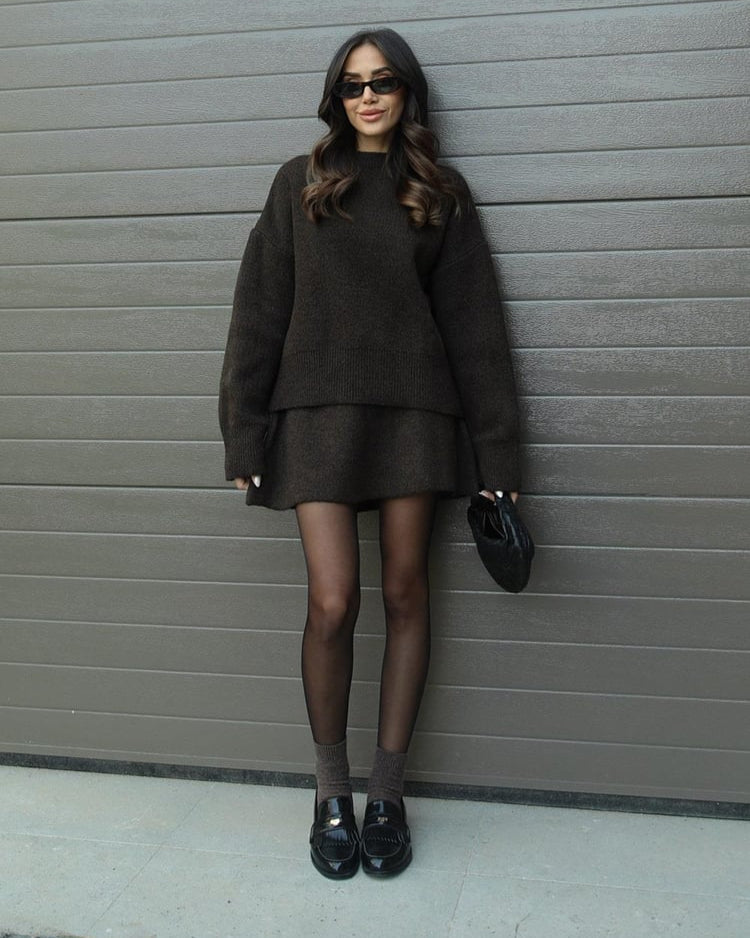 Anna | Graceful Oversized Knit Sweater and Mini Skirt Set