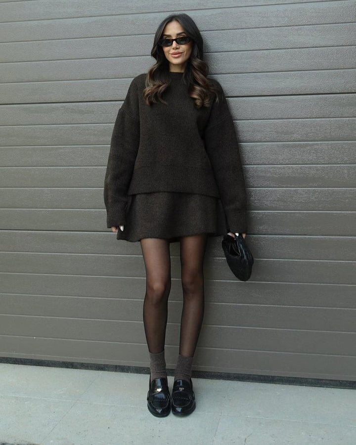 Anna | Graceful Oversized Knit Sweater and Mini Skirt Set