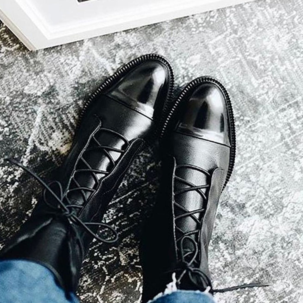 Aya | Elegant Snørede Ankelstøvler med Cap-Toe