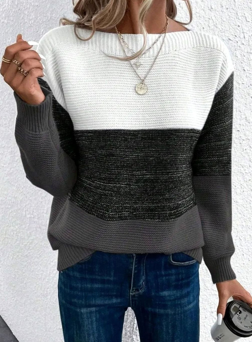 Beverly | Elegant Color-Block Crew Neck Knit Sweater