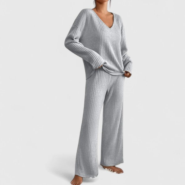 Cynthia | Stylish Ribbed V-Neck Wide Leg Lounge Set