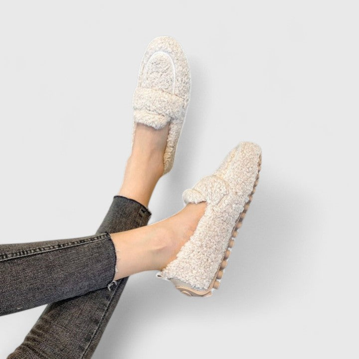 Donna | Timeless Plush Slip-On Loafer Slippers