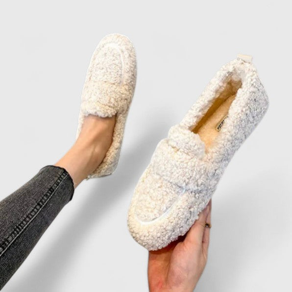 Donna | Timeless Plush Slip-On Loafer Slippers