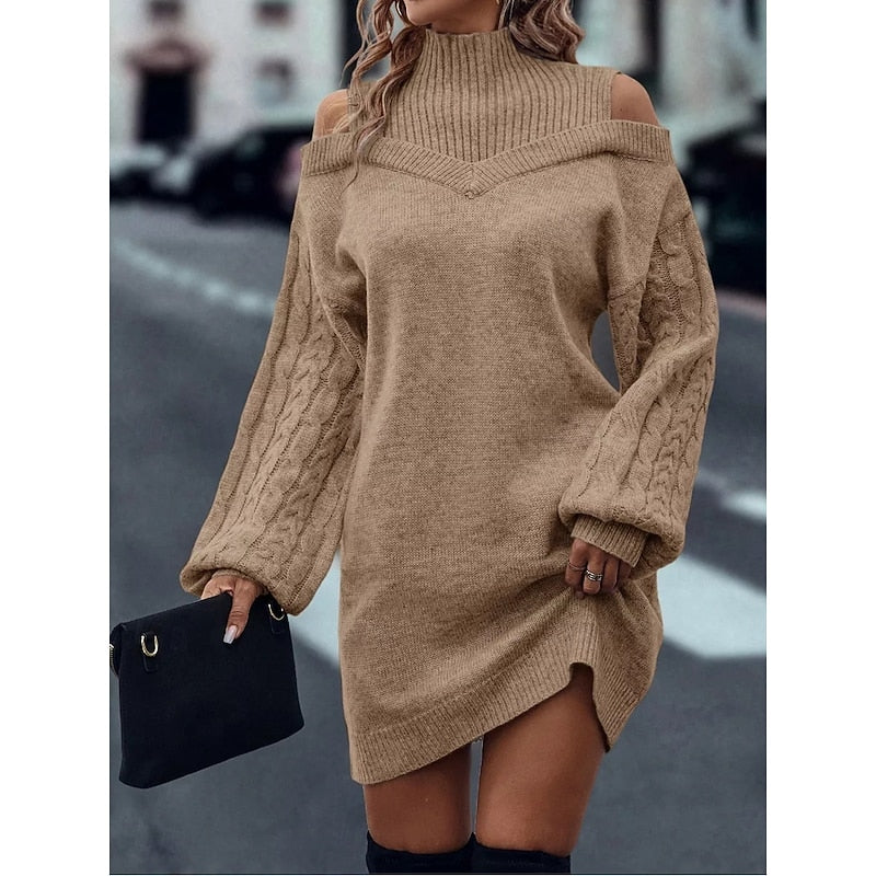 Esther | Hyggelig Strik Kjole med Cold-Shoulder og Rullekrave