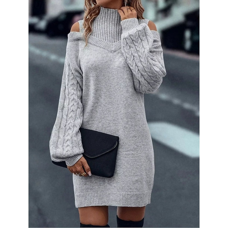 Esther | Hyggelig Strik Kjole med Cold-Shoulder og Rullekrave