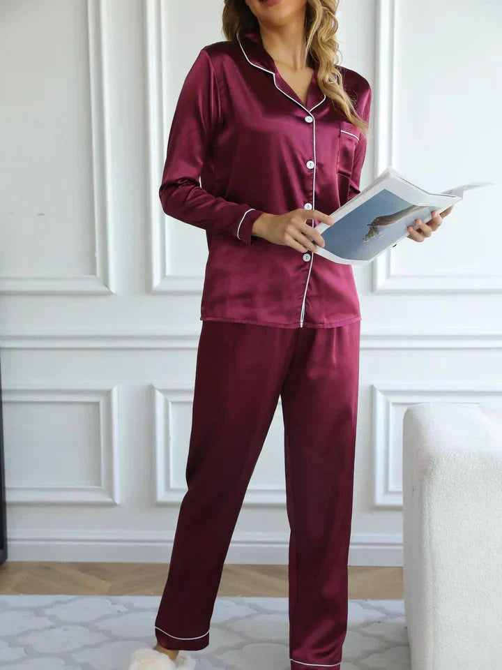 Ingrid | Chik Skinnende Slåkrave Pyjamas Sæt Nattøj Dame