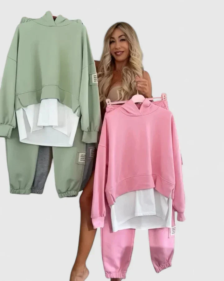 Janet | Timeless Hooded Sweatshirt and Pants Lounge Set