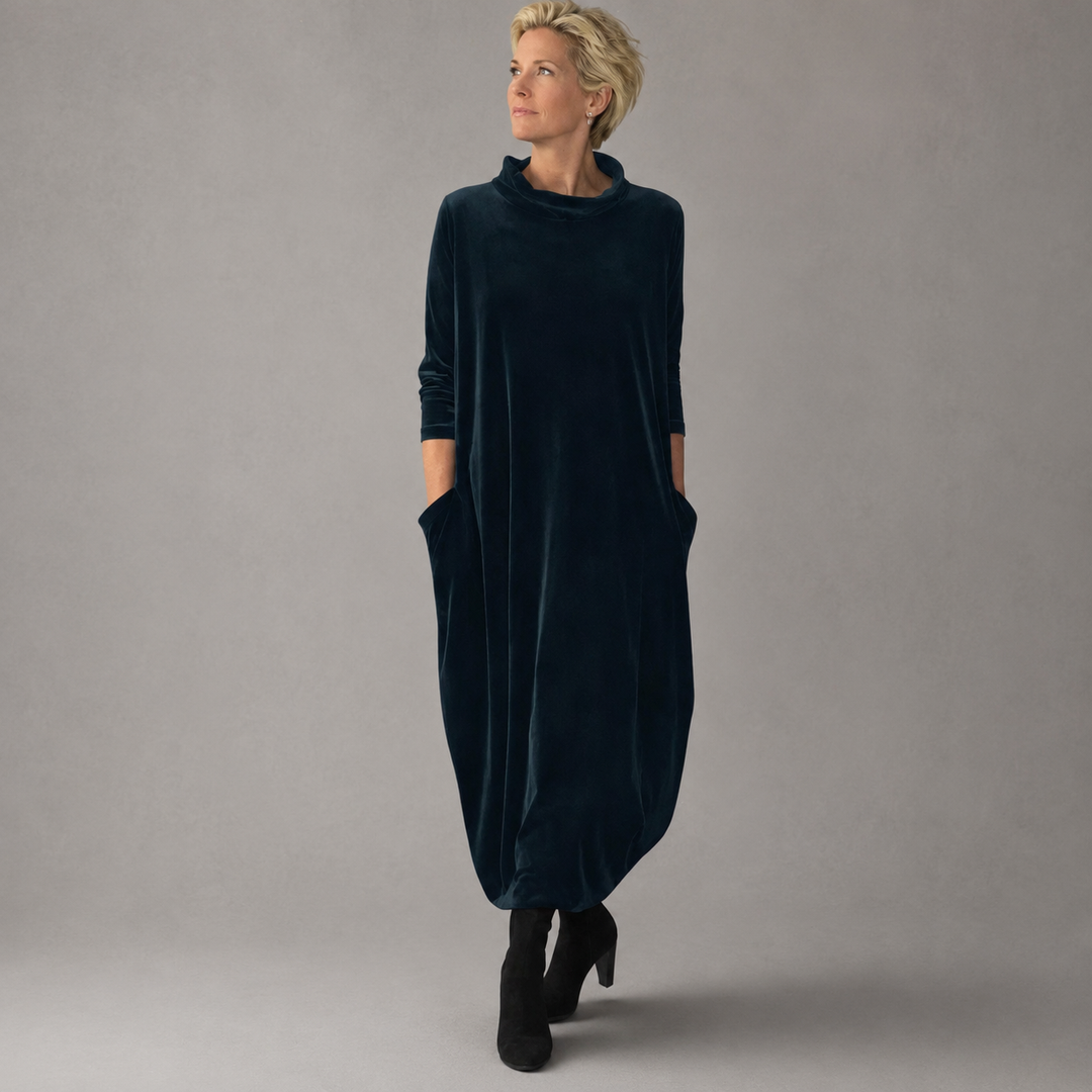 Julia | Graceful Roll Neck Long Sleeve Dress with Pockets