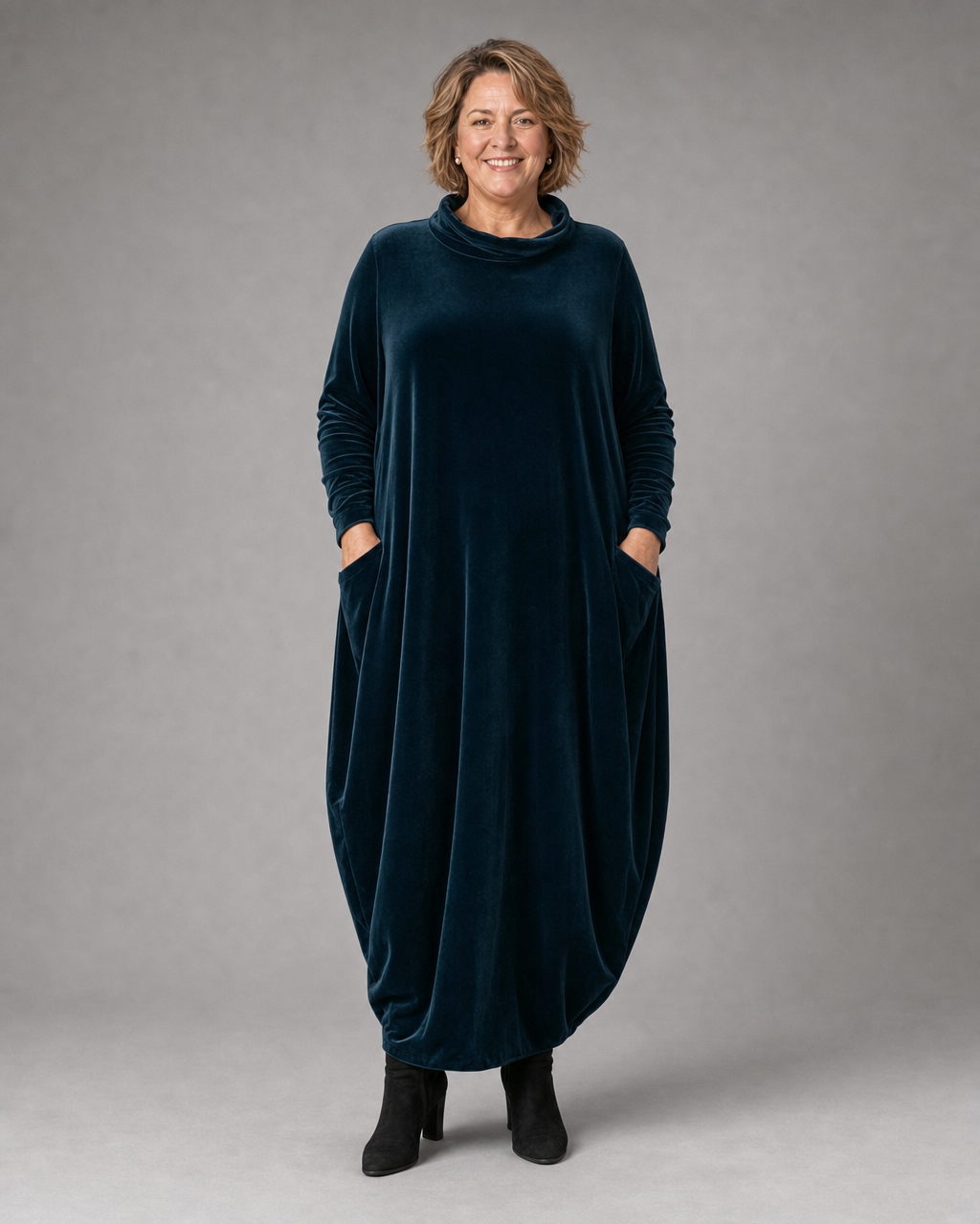 Julia | Graceful Roll Neck Long Sleeve Dress with Pockets
