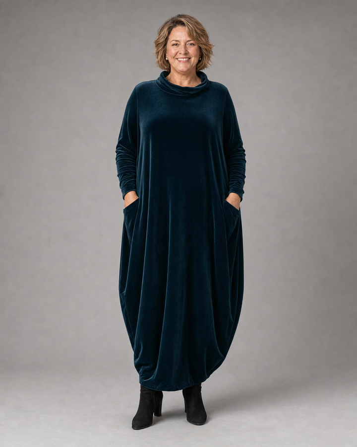 Julia | Graceful Roll Neck Long Sleeve Dress with Pockets