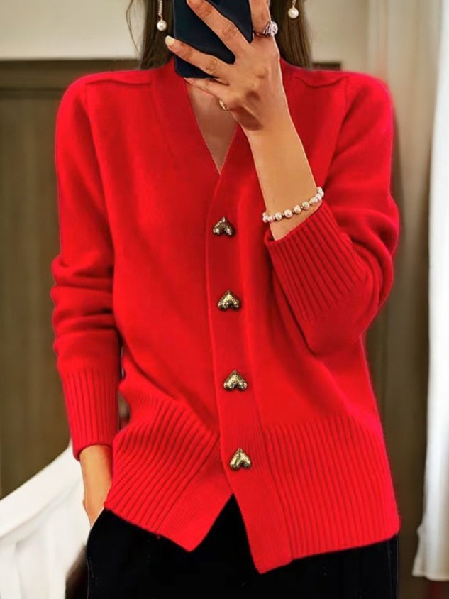 Karla | Chik Cardigan Dame med Hjerteknapper og V-hals