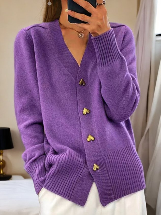 Karla | Chik Cardigan Dame med Hjerteknapper og V-hals