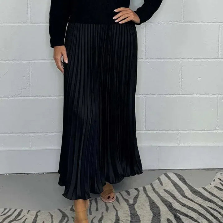 Kathleen | Effortless Pleated Long Sleeve Maxi Sweater Dress