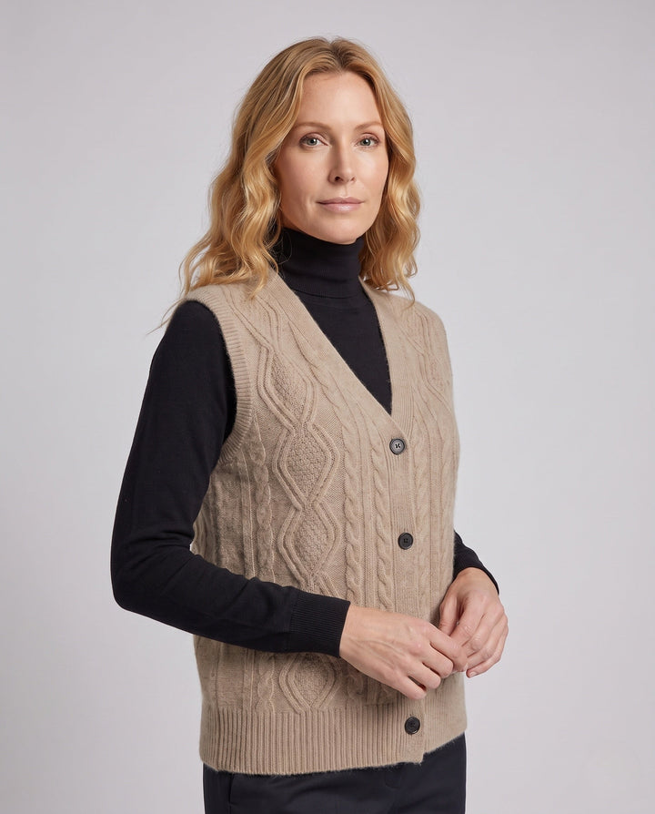 Kelly | Effortless Cable Knit Button-Front Sweater Vest
