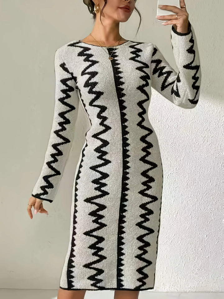 Kelly | Relaxed Zigzag Striped Knit Sweater Dress