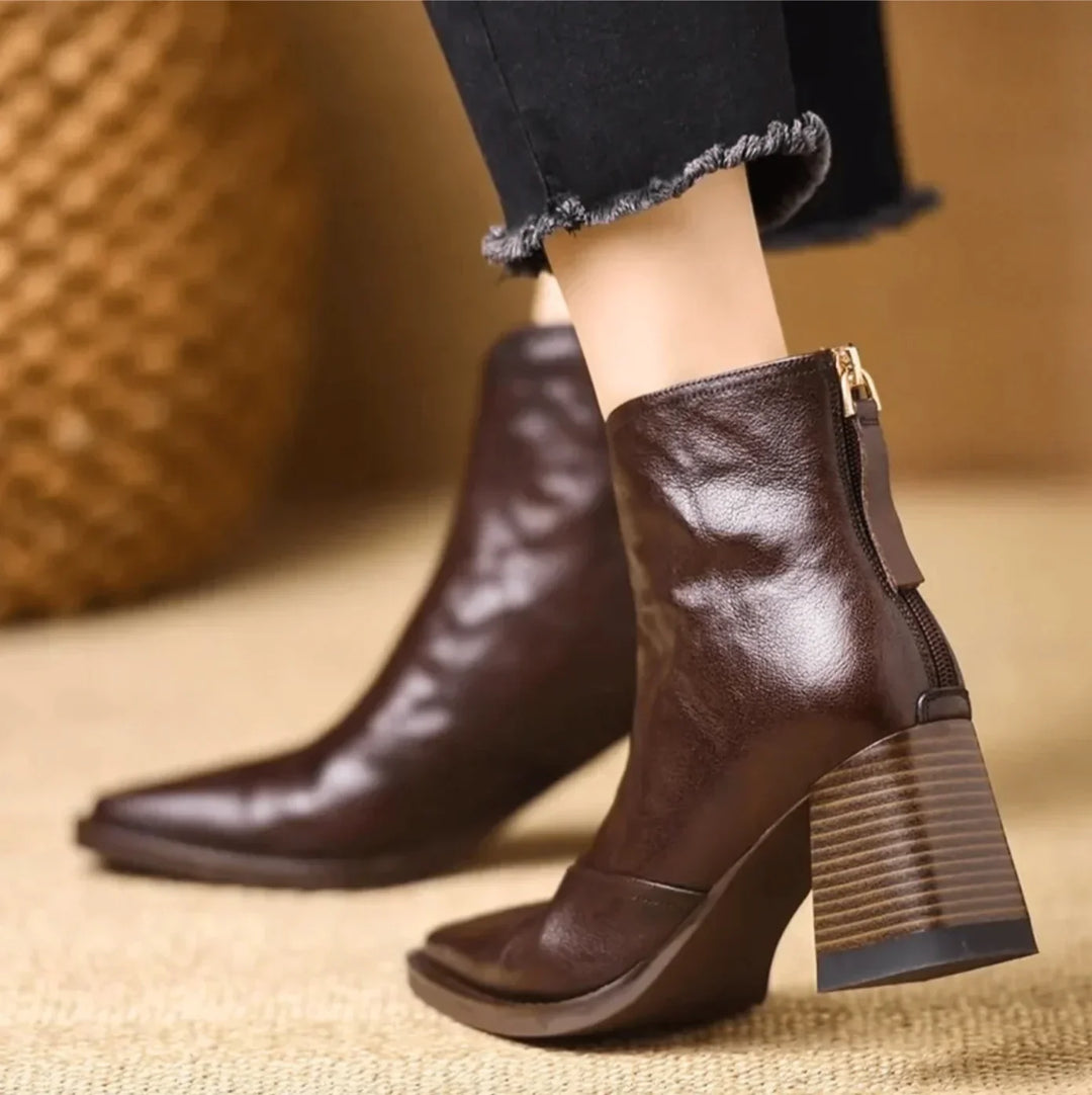 Kelly | Stylish Square Toe Block Heel Ankle Boots