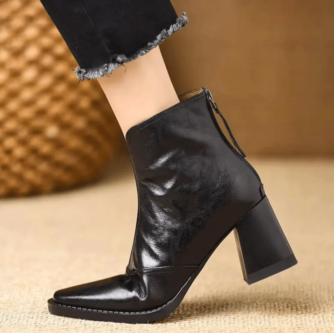 Kelly | Stylish Square Toe Block Heel Ankle Boots