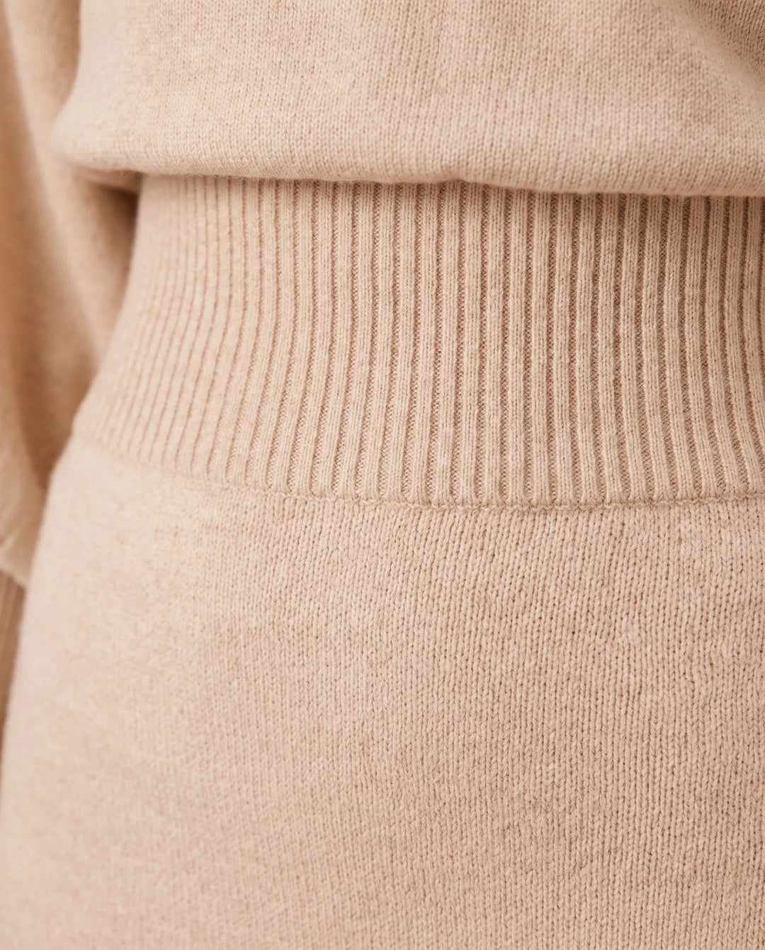 Kimberly | Elegant Balloon Sleeve Turtleneck Midi Sweater Dress
