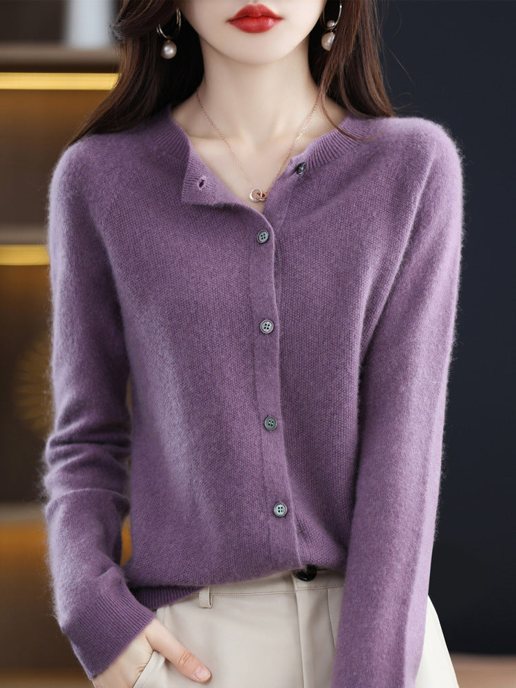 Laura | Raffineret Cardigan Dame med Rund Hals og Knapper