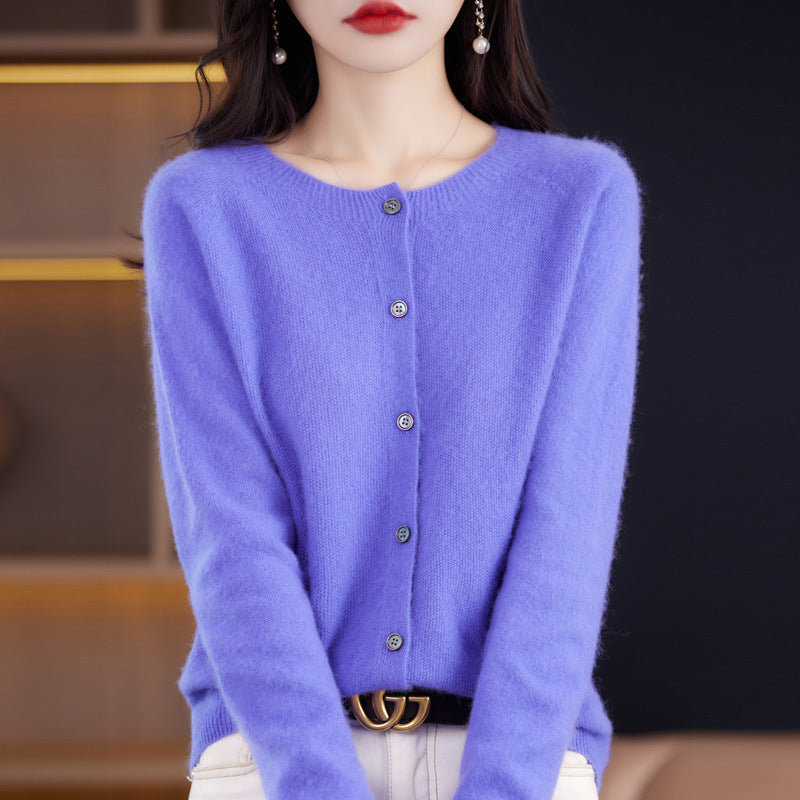 Laura | Raffineret Cardigan Dame med Rund Hals og Knapper