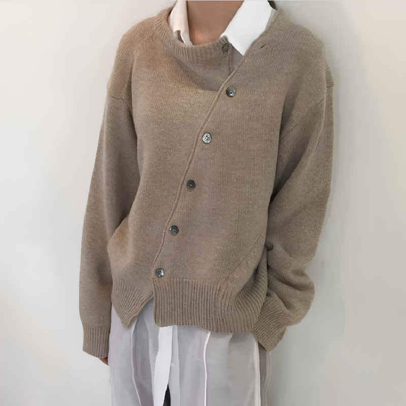 Lea | Hyggelig Oversized Dame Cardigan med Skæv Knaplukning