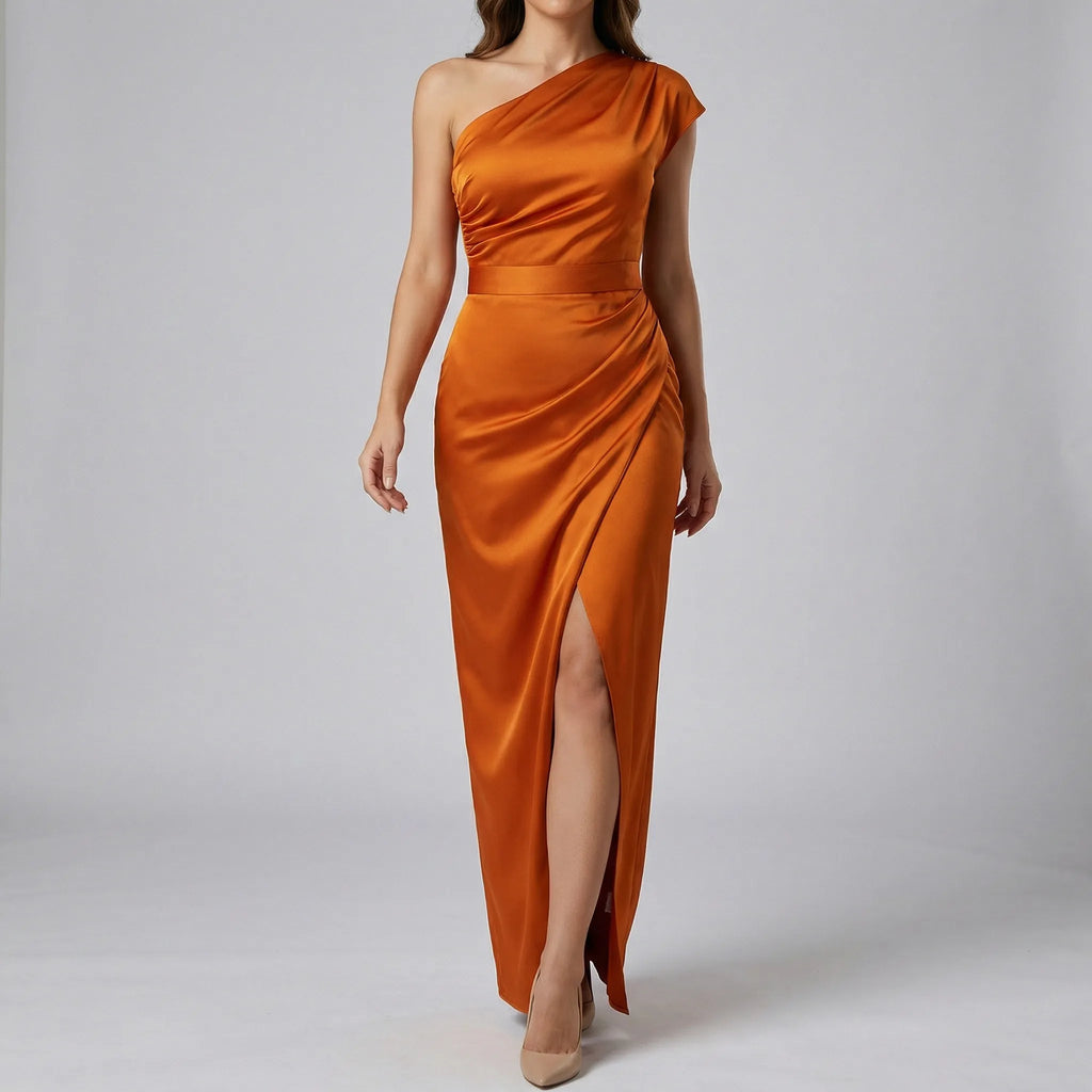 Liva | Afslappet Elegant One-Shoulder Kjole til Julefrokost med Slids