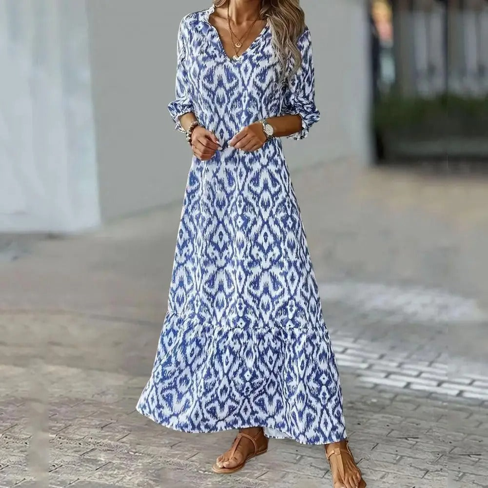 Mathilde | Afslappet Boho Print Gallakjole i Maxilængde med V-udskæring