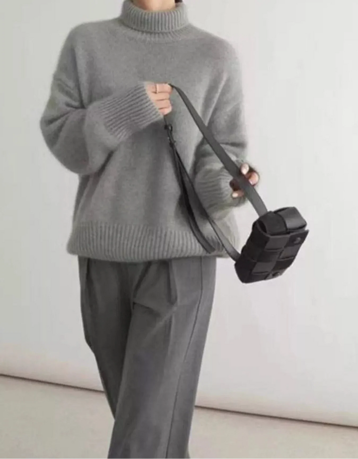 Megan | Timeless Oversized Drop Shoulder Turtleneck Sweater