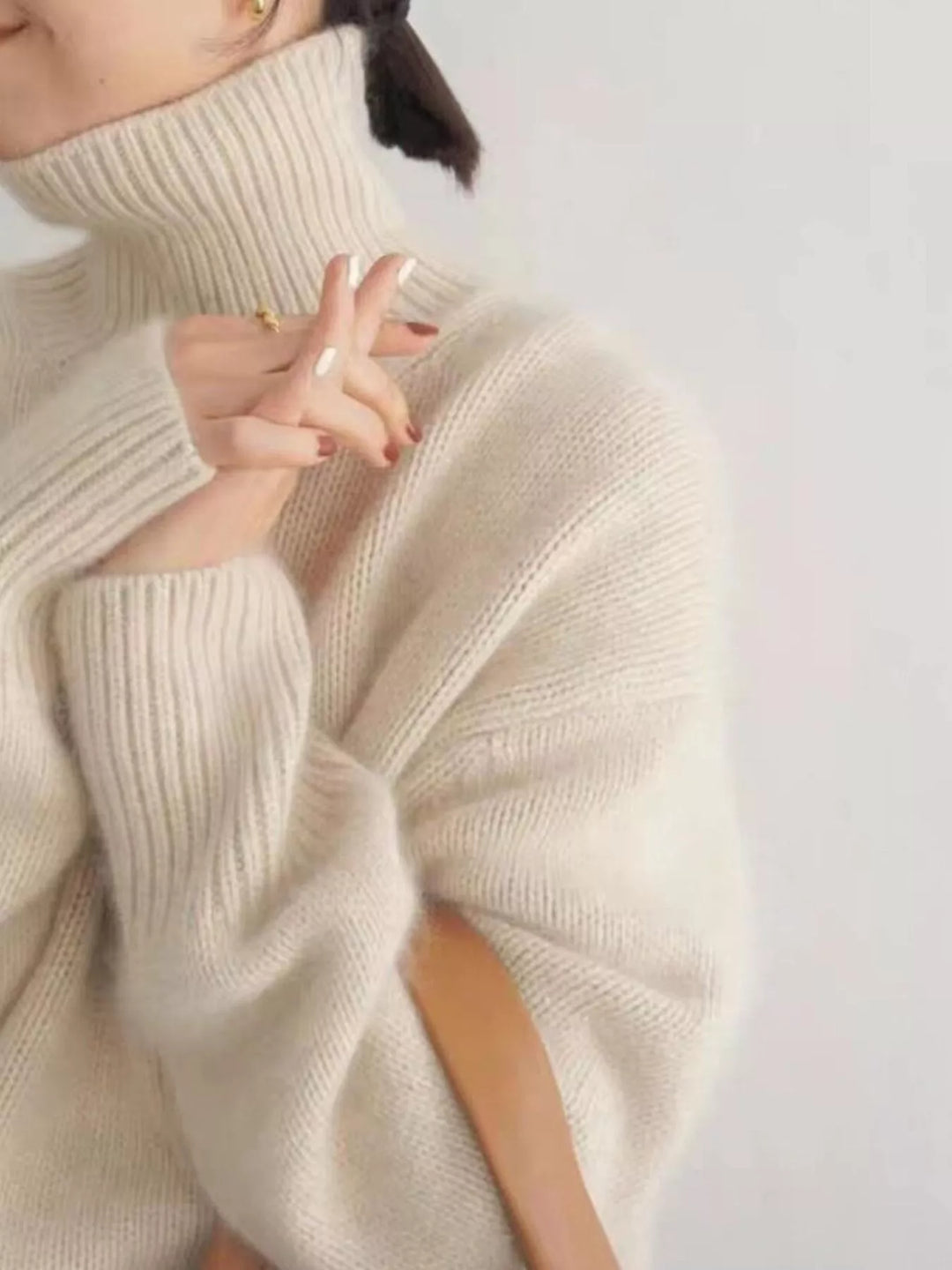 Megan | Timeless Oversized Drop Shoulder Turtleneck Sweater