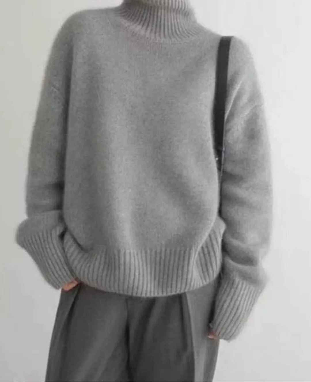 Megan | Timeless Oversized Drop Shoulder Turtleneck Sweater