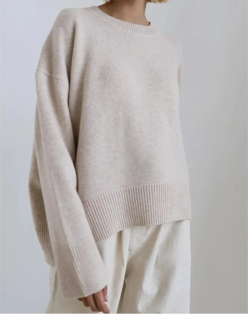 Melissa | Stylish Oversized Crew Neck Knit Sweater