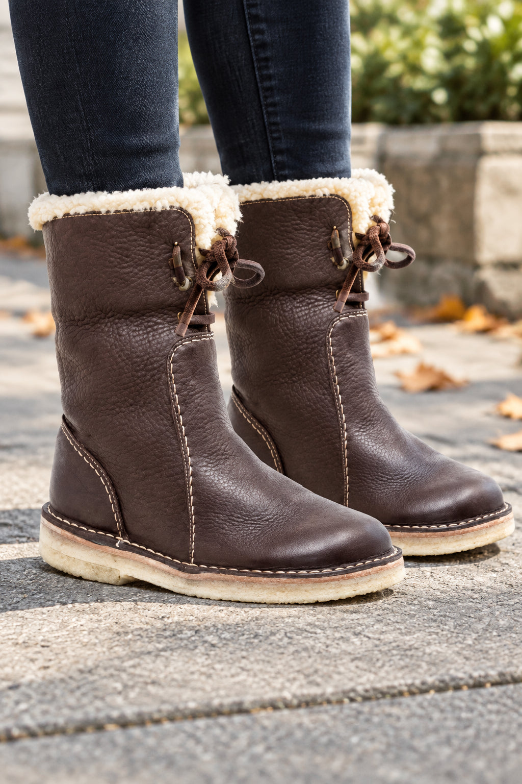 Nicole | Relaxed Shearling-Lined Lace-Up Winter Boots