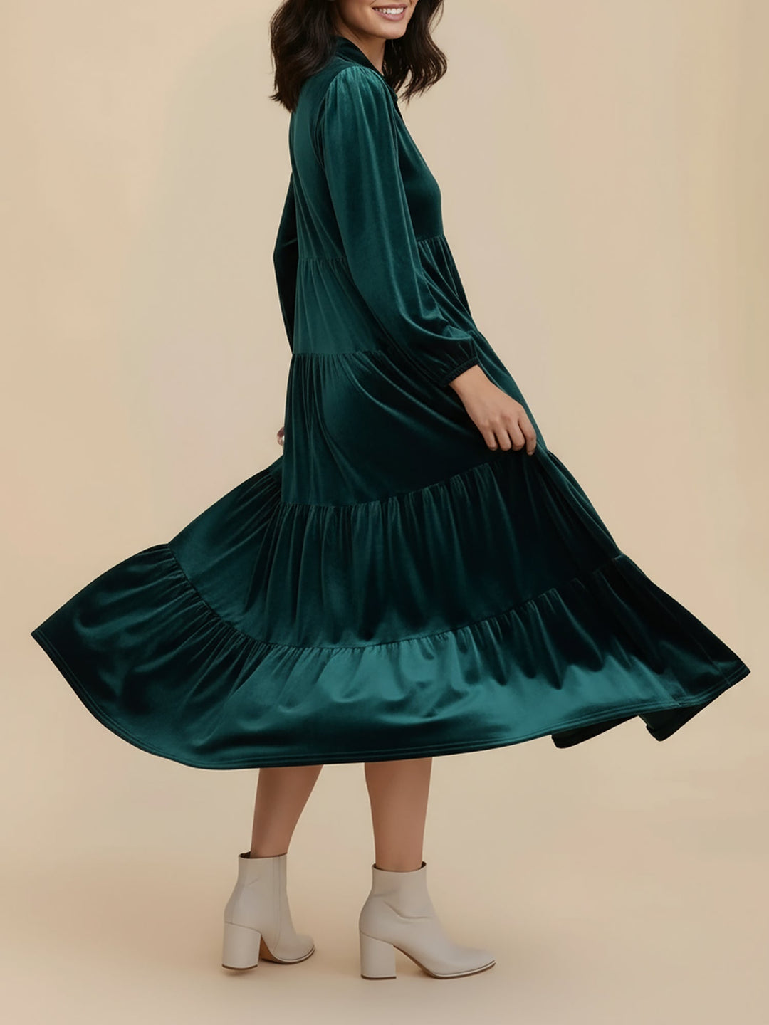 Nicole | Stylish Tiered Velvet Long-Sleeve Christmas Dress