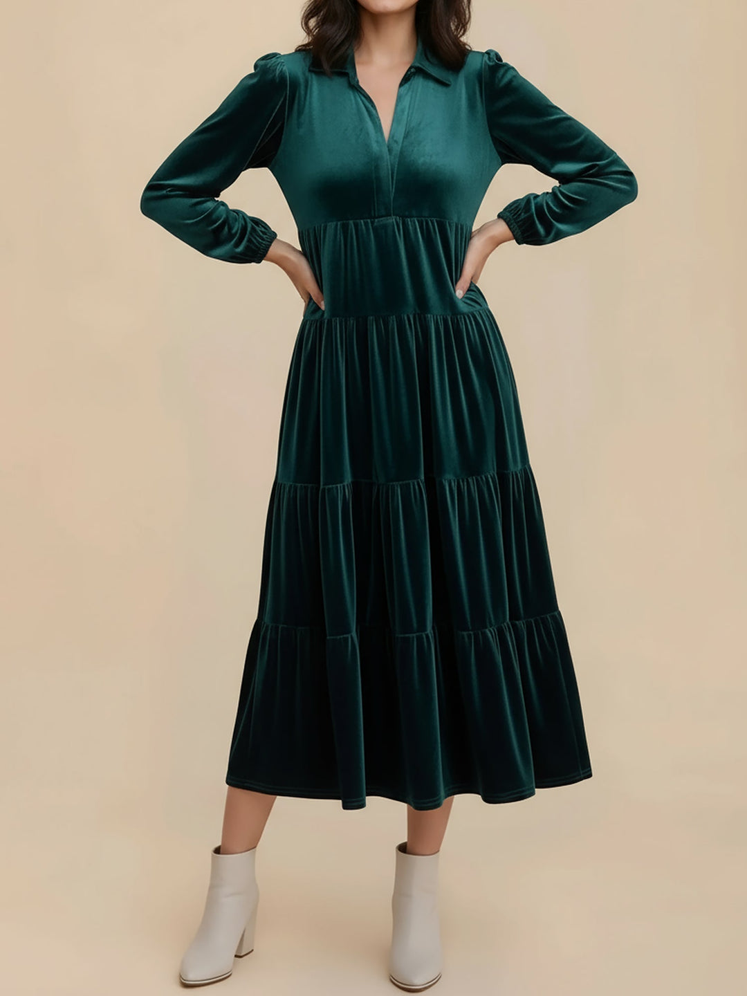Nicole | Stylish Tiered Velvet Long-Sleeve Christmas Dress