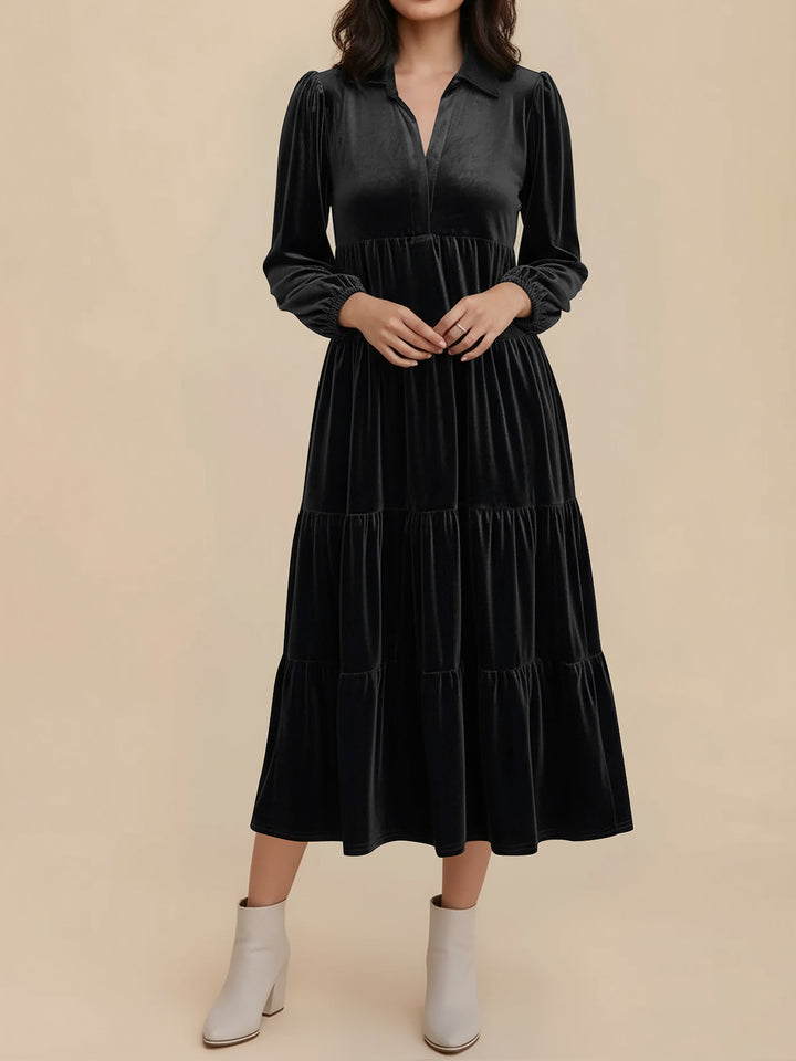Nicole | Stylish Tiered Velvet Long-Sleeve Christmas Dress