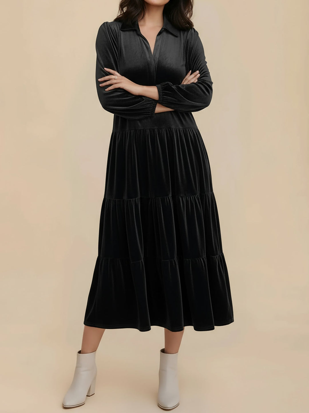 Nicole | Stylish Tiered Velvet Long-Sleeve Christmas Dress