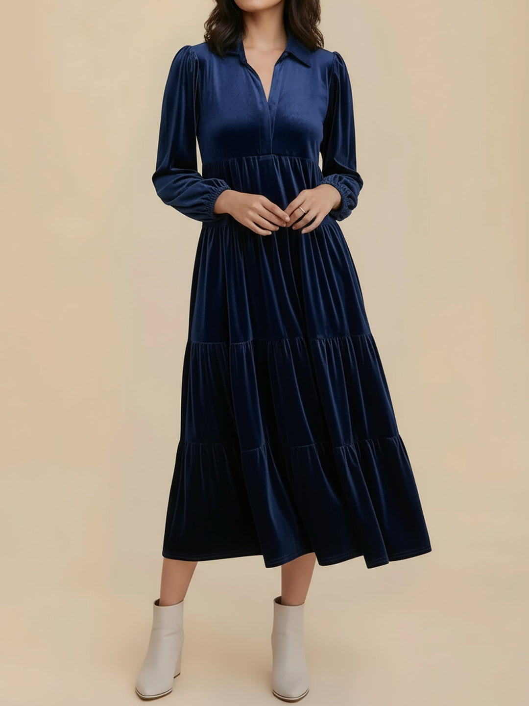 Nicole | Stylish Tiered Velvet Long-Sleeve Christmas Dress