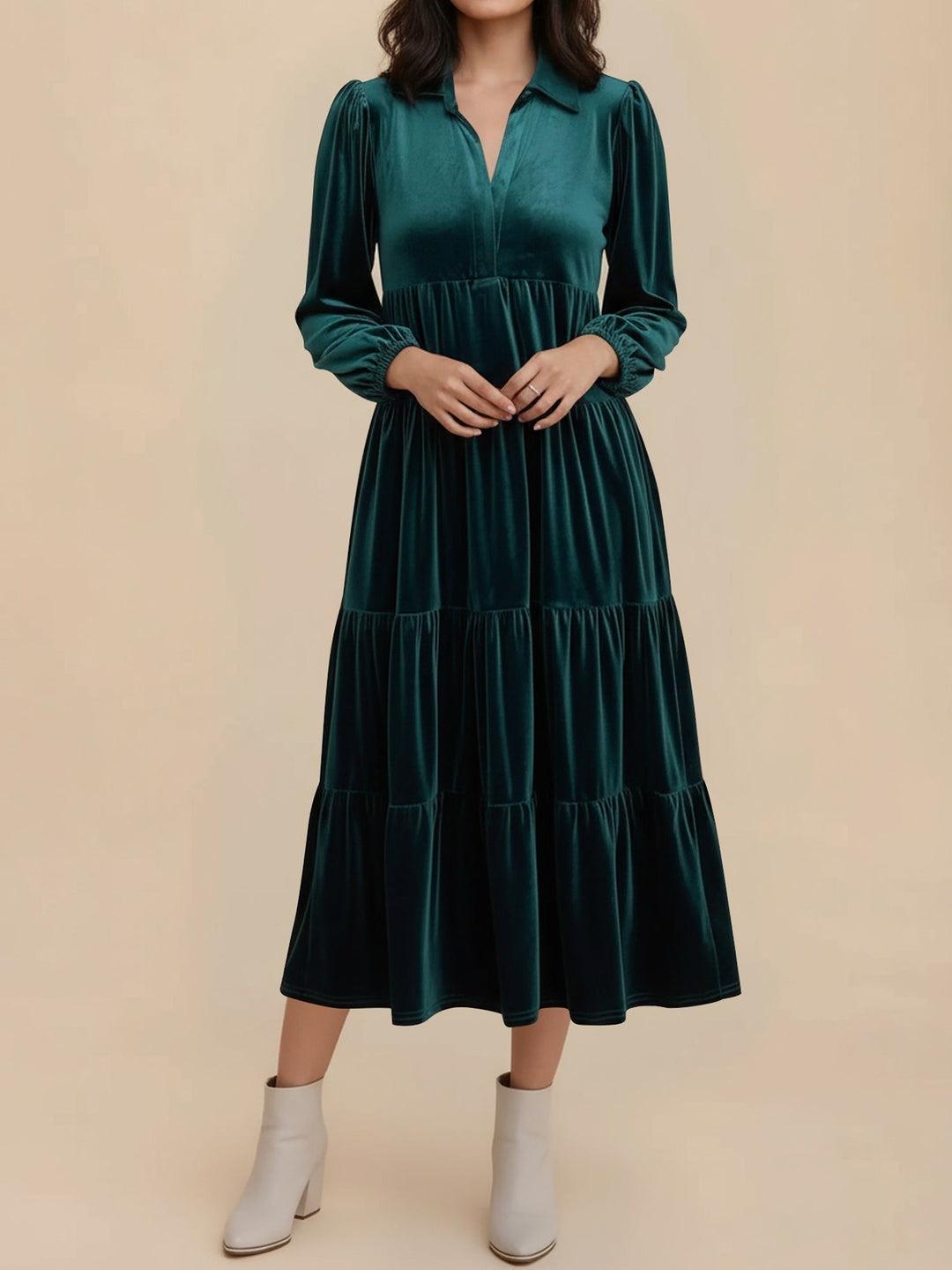 Nicole | Stylish Tiered Velvet Long-Sleeve Christmas Dress