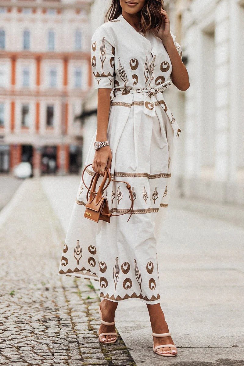 Olivia | Stilfuld Bæltet Midi Gallakjole med Bohemisk Print