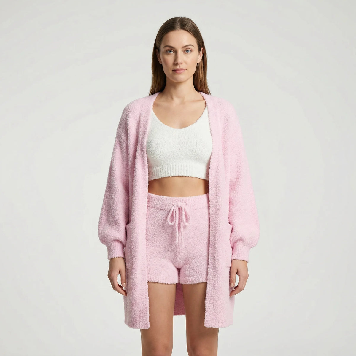 Saga | Sofistikeret Nattøj Dame Loungewear-sæt i Blødt Teddy-strik