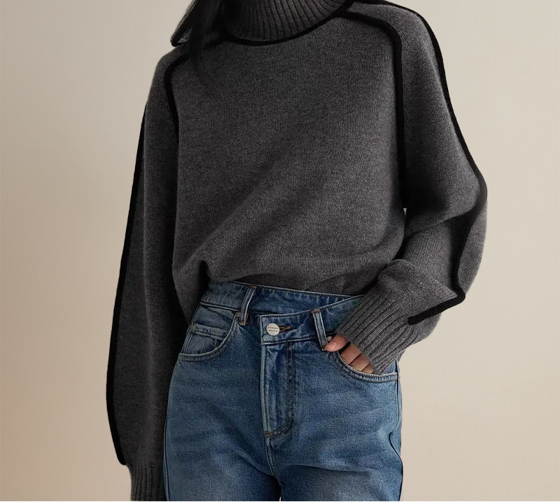 Samantha | Graceful Oversized Contrast Trim Turtleneck Sweater