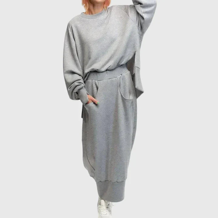 Sandra | Classic Oversized Sweatshirt and Maxi Skirt Set