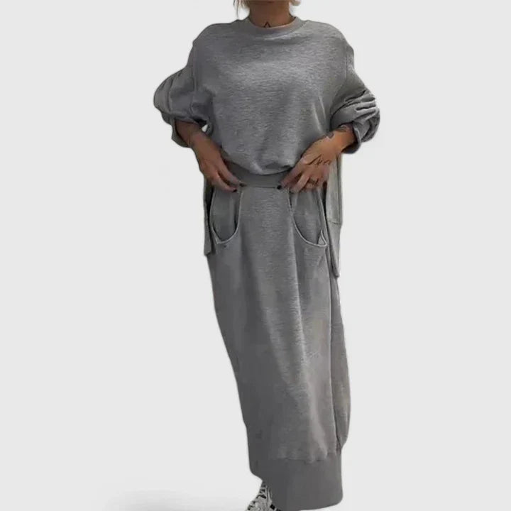 Sandra | Classic Oversized Sweatshirt and Maxi Skirt Set
